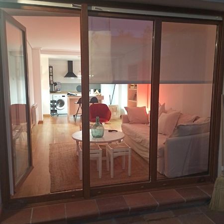 Apartamento Con Terraza โกมิญาส ภายนอก รูปภาพ